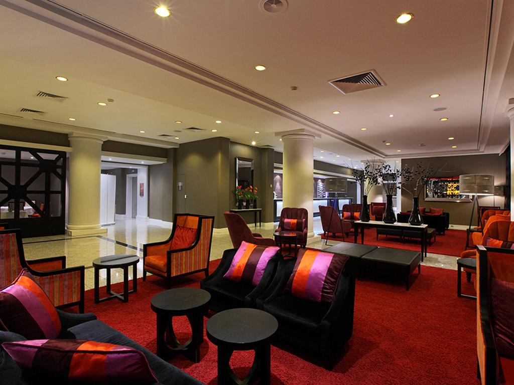 http://greatpacifictravels.com.au/hotel/images/hotel_img/11617812262Pullman Auckland - Lounge.jpg